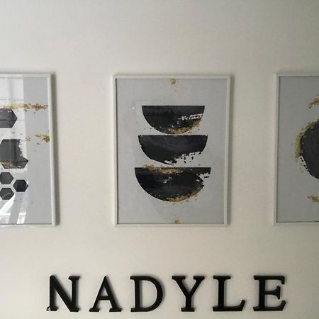 فندق Nadyle House نابولي المظهر الخارجي الصورة