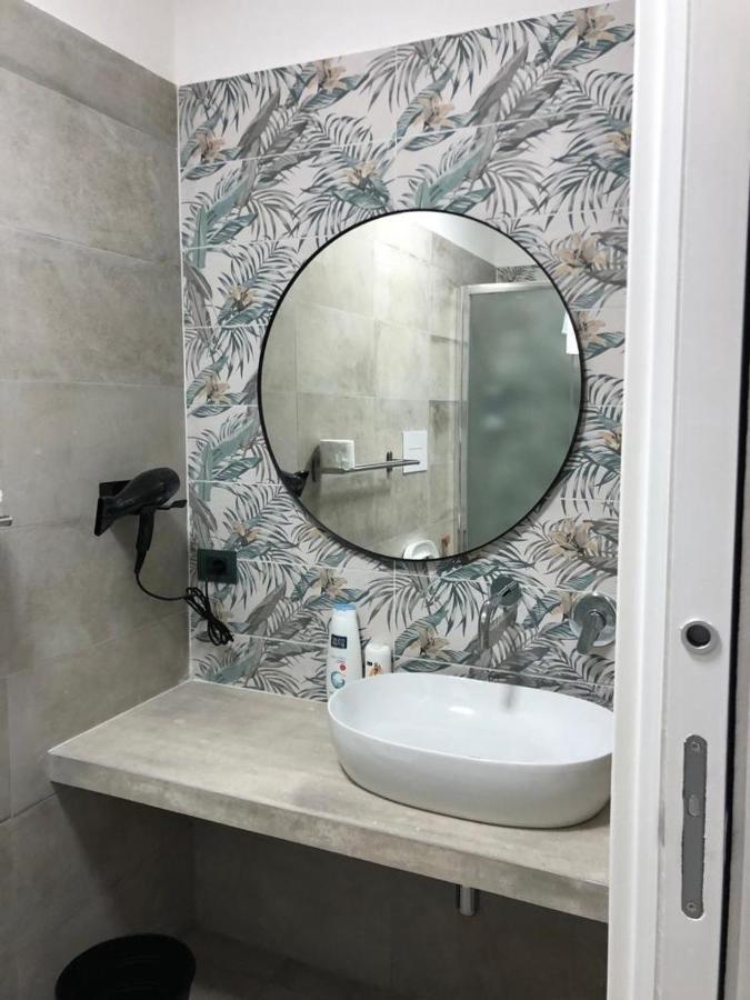 فندق Nadyle House نابولي المظهر الخارجي الصورة