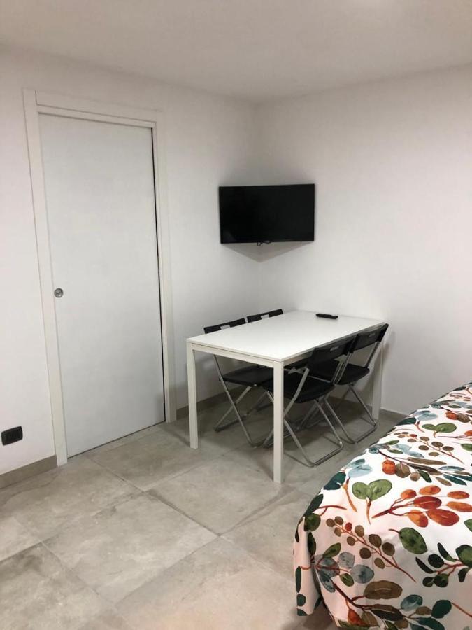 فندق Nadyle House نابولي المظهر الخارجي الصورة