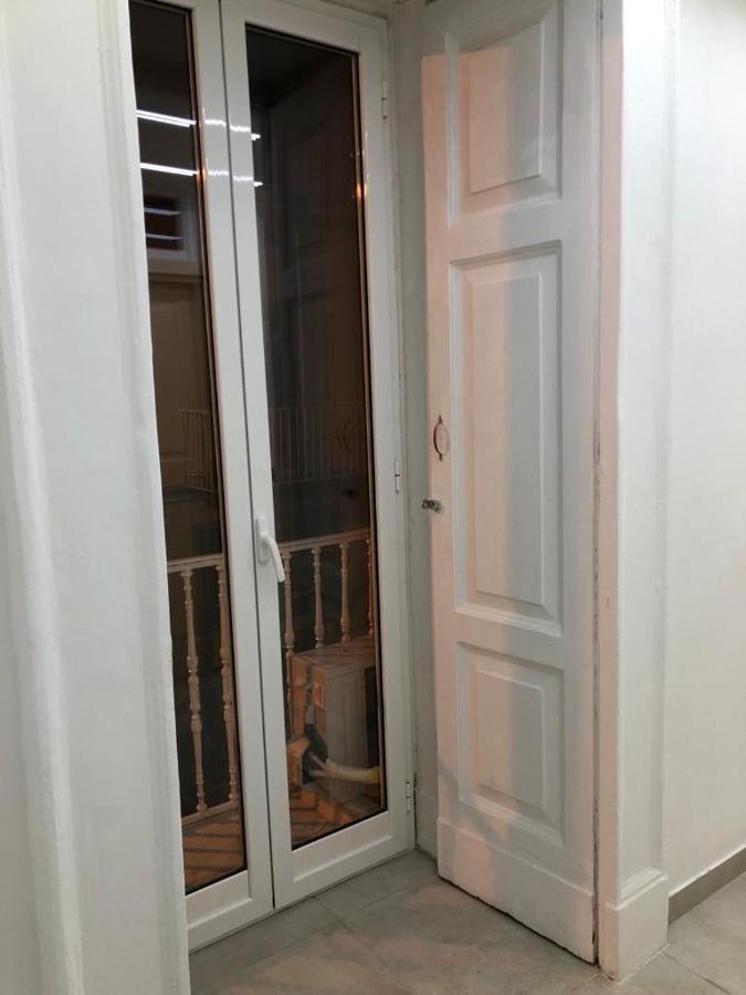 فندق Nadyle House نابولي المظهر الخارجي الصورة