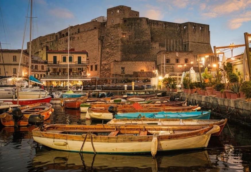 فندق Nadyle House نابولي المظهر الخارجي الصورة
