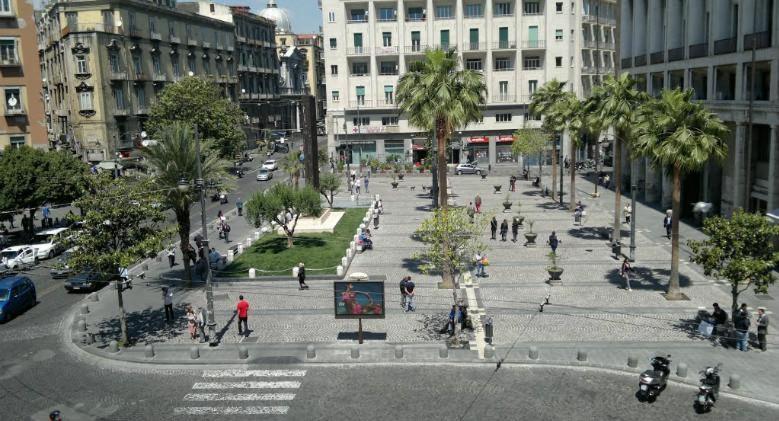 فندق Nadyle House نابولي المظهر الخارجي الصورة