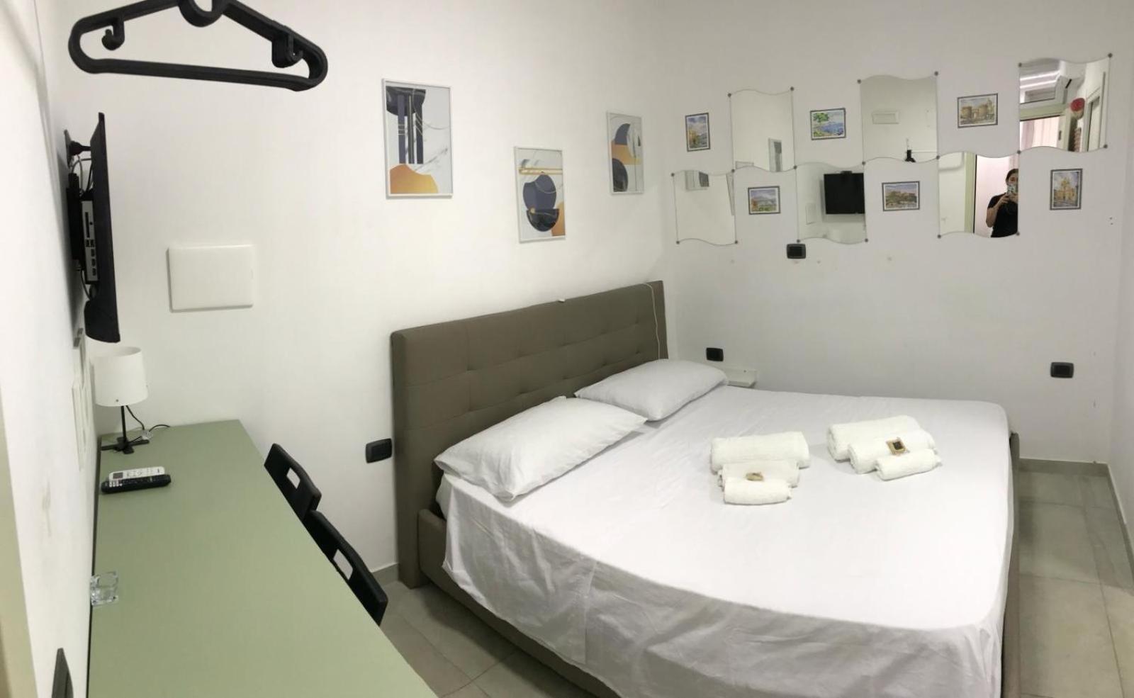 فندق Nadyle House نابولي المظهر الخارجي الصورة