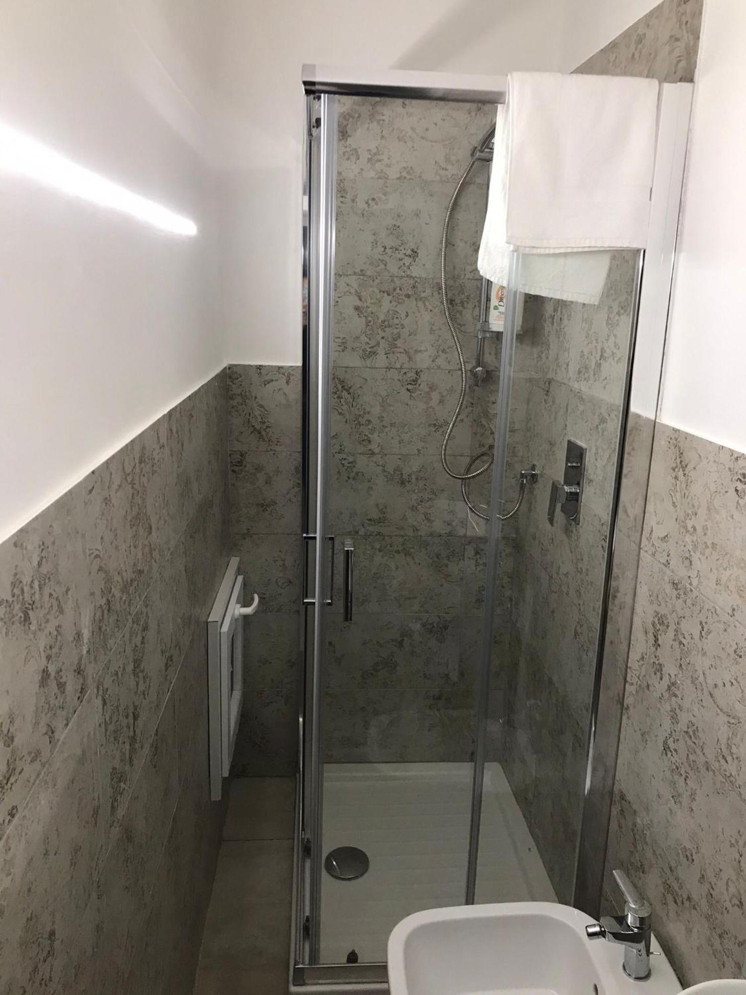 فندق Nadyle House نابولي المظهر الخارجي الصورة